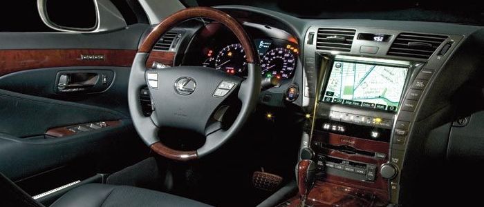 Lexus LS  600h