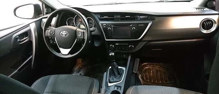Toyota Auris  1.33 Dual VVT-i	