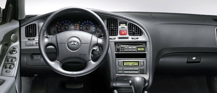 Hyundai Elantra  2.0 CRDi