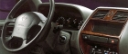1999 Nissan Terrano II (unutrašnjost)