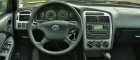 2000 Toyota Avensis (unutrašnjost)