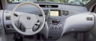 2000 Toyota Prius (unutrašnjost)